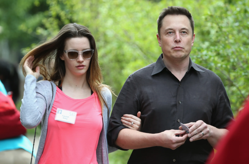 Who is Elon Musk Girlfriend?