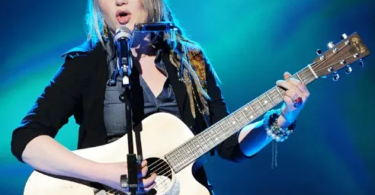 Crystal Bowersox