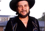 Waylon Jennings