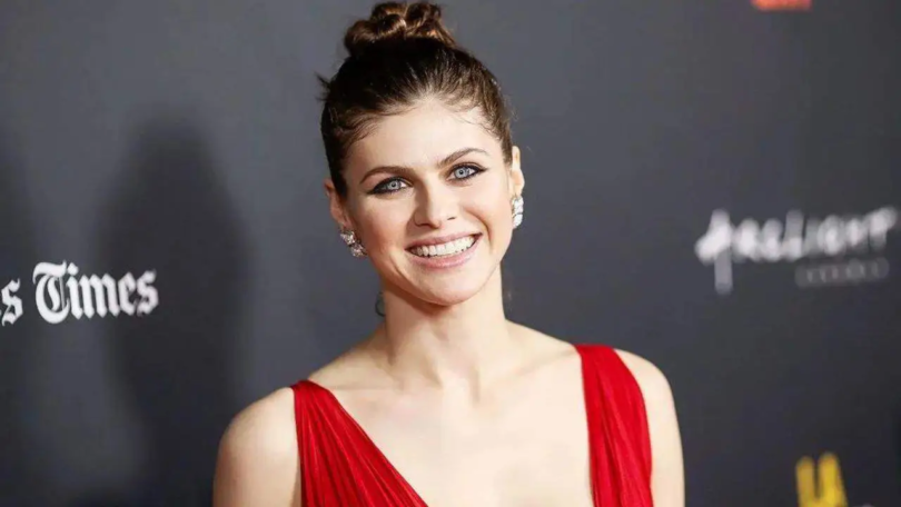 Alexandra Daddario Net Worth