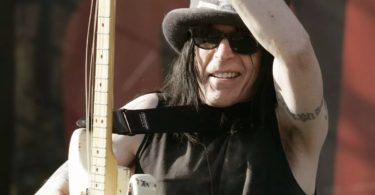 Mick Mars Net Worth